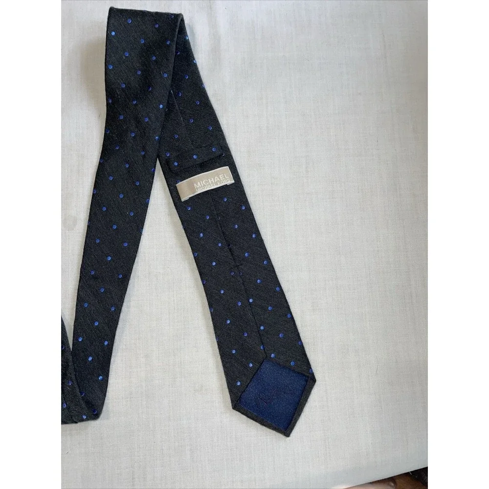 Michael Kors Dress Tie Men’s Size 58” Gray Dotted Silk Blend Designer